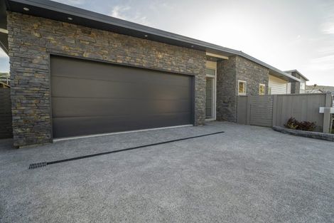 Photo of property in 24 Farnworth Terrace, Churton Park, Wellington, 6037