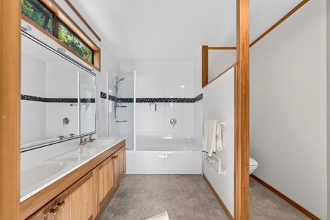 Photo of property in 4 Davis Crescent, Paihia, 0200
