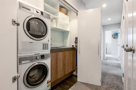 Photo of property in 9 Roysfield Lane, Sunnyhills, Auckland, 2010