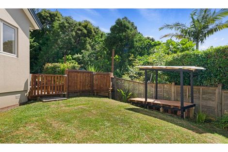Photo of property in 29 Kate Sheppard Avenue, Torbay, Auckland, 0630