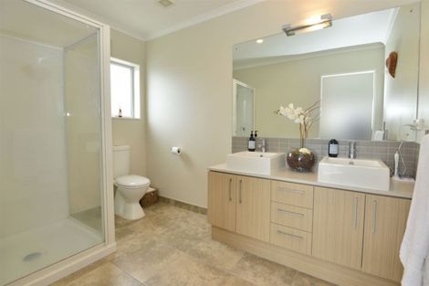 Photo of property in 9a Melia Place, Stanmore Bay, Whangaparaoa, 0932
