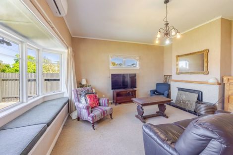 Photo of property in 1 Union Street, Waipawa, 4210
