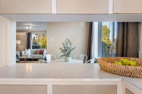 Photo of property in 1/468 Wairakei Road, Burnside, Christchurch, 8053