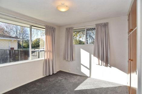 Photo of property in 1/5 James Condon Place, Redwood, Christchurch, 8051