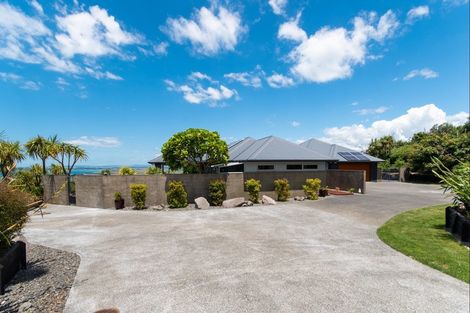 Photo of property in 135 Eskridge Drive, Eskdale, Napier, 4182