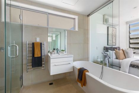 Photo of property in 9/22 Esplanade, Sumner, Christchurch, 8081