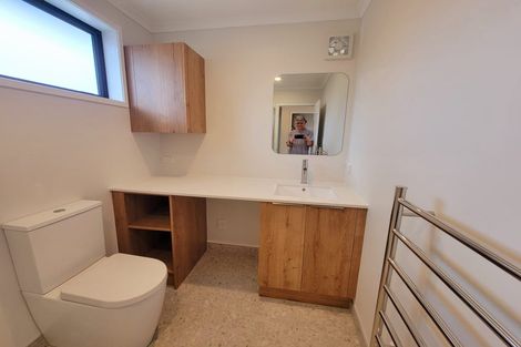 Photo of property in 18 Paihere Street, Huapai, Kumeu, 0810