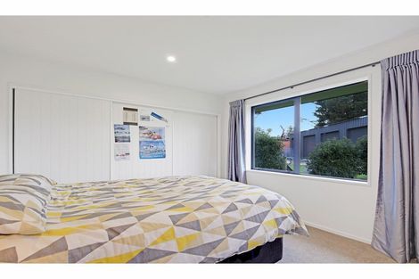 Photo of property in 205 High Street, Oxford, 7430