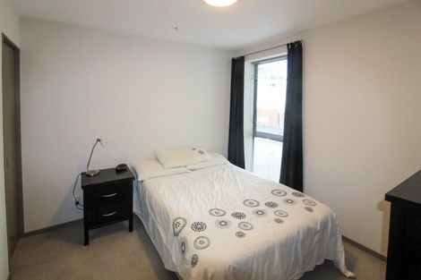 Photo of property in Dual Apartments, 410/142 Vivian Street, Te Aro, Wellington, 6011