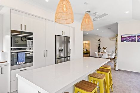 Photo of property in 9 Telford Way, Raumati Beach, Paraparaumu, 5032