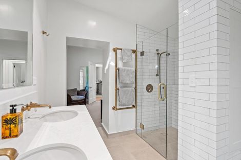 Photo of property in 70 Buckingham Street, Arrowtown, 9302