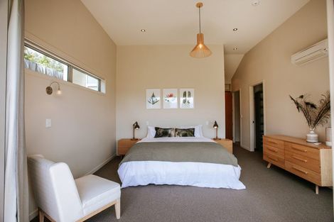 Photo of property in 19 Faulks Terrace, Wanaka, 9305