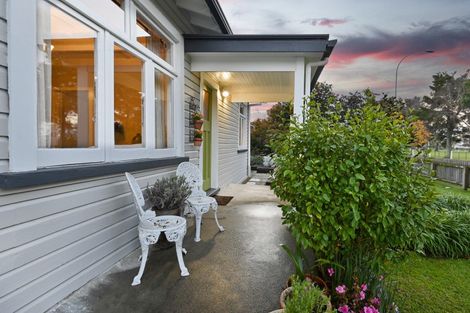 Photo of property in 207 Murdoch Road East, Akina, Hastings, 4122