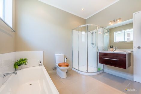 Photo of property in 32 Ariki Street, Boulcott, Lower Hutt, 5010