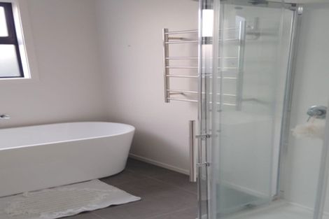 Photo of property in 82 Karamea Street, Whalers Gate, New Plymouth, 4310