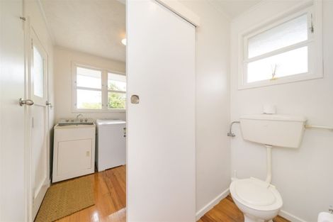 Photo of property in 16 Kapiti Place, Awapuni, Palmerston North, 4412