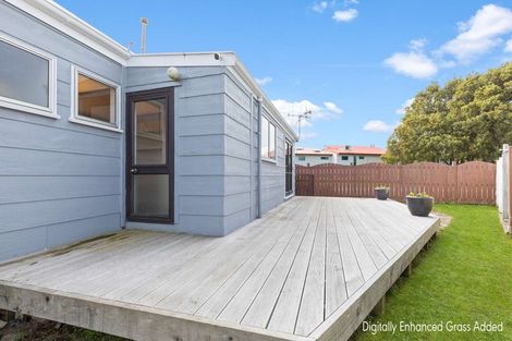Photo of property in 64 Rhodes Drive, Kelvin Grove, Palmerston North, 4414