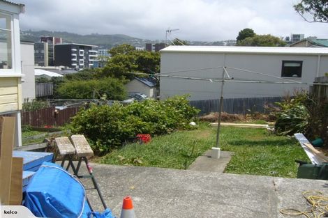 Photo of property in 24 Brougham Street, Mount Victoria, Wellington, 6011
