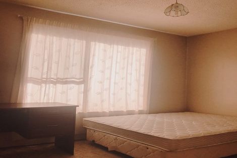 Photo of property in 28 Gibson Drive, Hornby, Christchurch, 8042