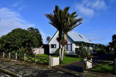 Photo of property in 27 Wharf Road, Karamea, 7893