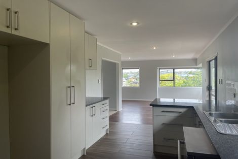 Photo of property in 463 Beach Road, Murrays Bay, Auckland, 0630