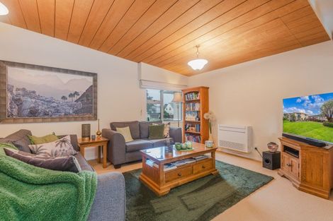 Photo of property in 35 Terry Crescent, Milson, Palmerston North, 4414