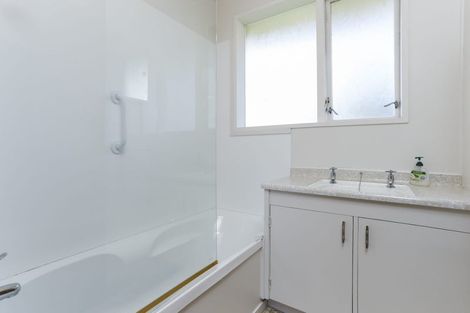 Photo of property in 3/97 Golf Road, New Lynn, Auckland, 0600