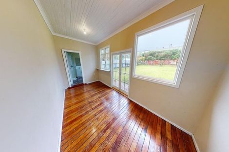 Photo of property in 82 Matai Street, Castlecliff, Whanganui, 4501