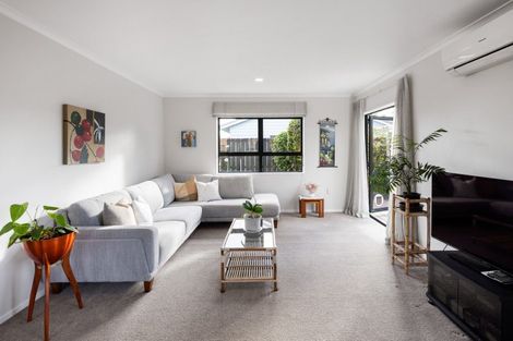 Photo of property in 28a Weld Street, Cambridge, 3434