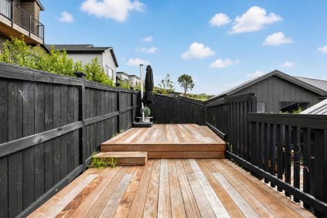 Photo of property in 7 Halcyon Bay Lane, Wainui, 0992
