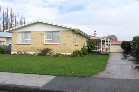 Photo of property in 533 Lowe Street, Camberley, Hastings, 4120