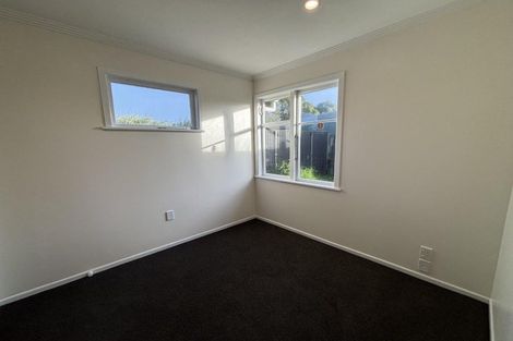 Photo of property in 8 Kuaka Place, Castlecliff, Whanganui, 4501