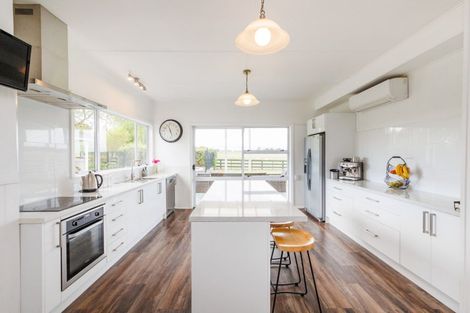 Photo of property in 283 Forlong Road, Colyton, Feilding, 4775