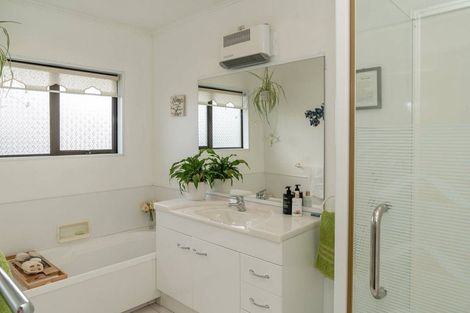 Photo of property in 18 Hillcrest Avenue, Witherlea, Blenheim, 7201