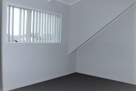 Photo of property in 2/10 Rewa Street, New Lynn, Auckland, 0600