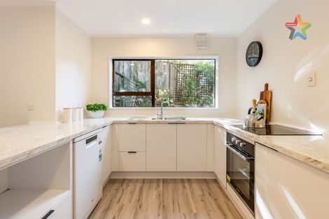 Photo of property in 14 Shackle Lane, Whitby, Porirua, 5024