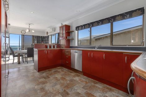 Photo of property in 168 Saint Andrews Road, Plimmerton, Porirua, 5026