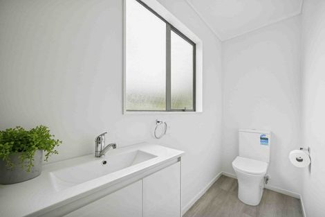 Photo of property in 50 Cardiff Crescent, Cannons Creek, Porirua, 5024