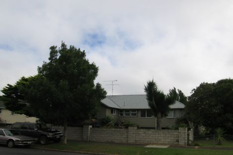 Photo of property in 34 Eastview Road, Glen Innes, Auckland, 1072