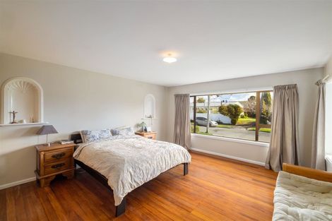 Photo of property in 28 Hudson Street, Bryndwr, Christchurch, 8053