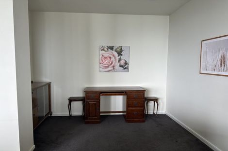 Photo of property in 22 Liardet Apartments, 22 Liardet Street, New Plymouth, 4310