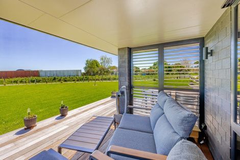 Photo of property in 3 Chamberry Drive, Waipukurau, 4282