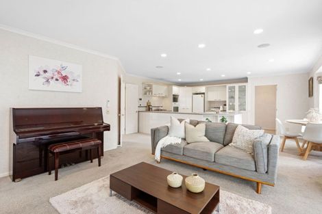 Photo of property in 25 Santa Ana Drive, Dannemora, Auckland, 2016