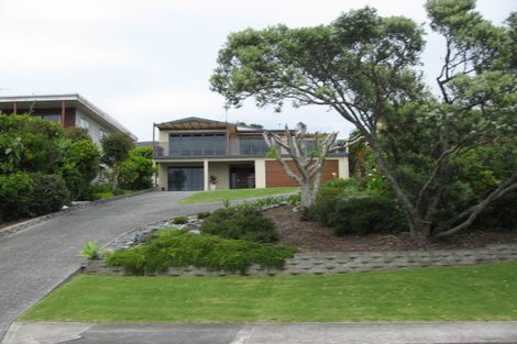 Photo of property in 5 Little Barrier Avenue, Manly, Whangaparaoa, 0930