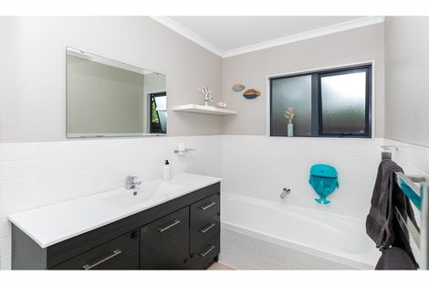 Photo of property in 26 Diomede Glade, Flagstaff, Hamilton, 3210