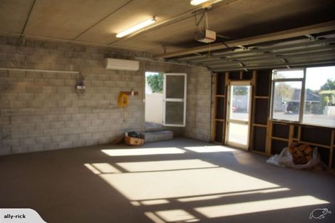 Photo of property in 49 Paynters Avenue, Strandon, New Plymouth, 4312