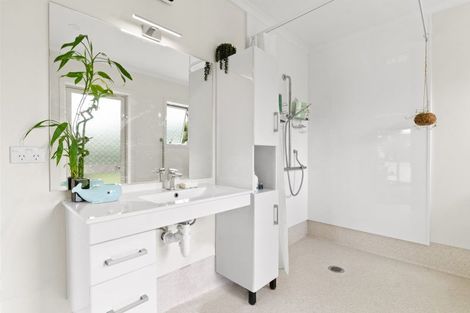 Photo of property in 123 Kent Street, Carterton, 5713