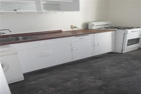 Photo of property in 80 Roxburgh Street, Mount Victoria, Wellington, 6011