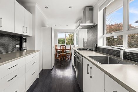 Photo of property in 7 Bale Place, Havelock North, 4130