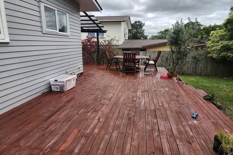 Photo of property in 3 Gregg Place, Sunnyvale, Auckland, 0612